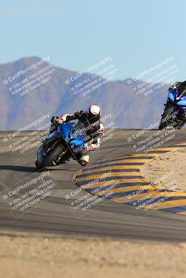 media/Dec-10-2023-SoCal Trackdays (Sun) [[0ce70f5433]]/Turn 12 (2pm)/